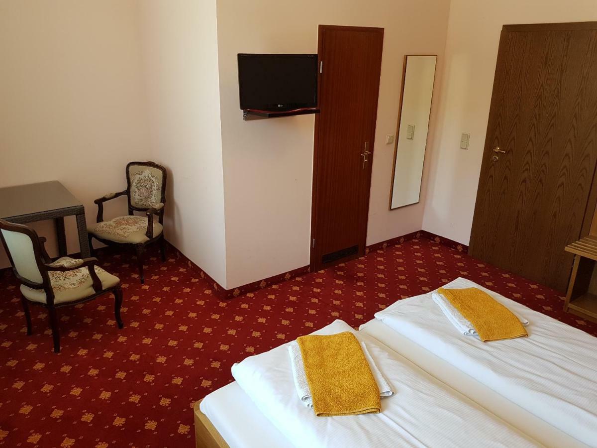 Hotel - Restaurant Sophienaue Айзенах Екстериор снимка