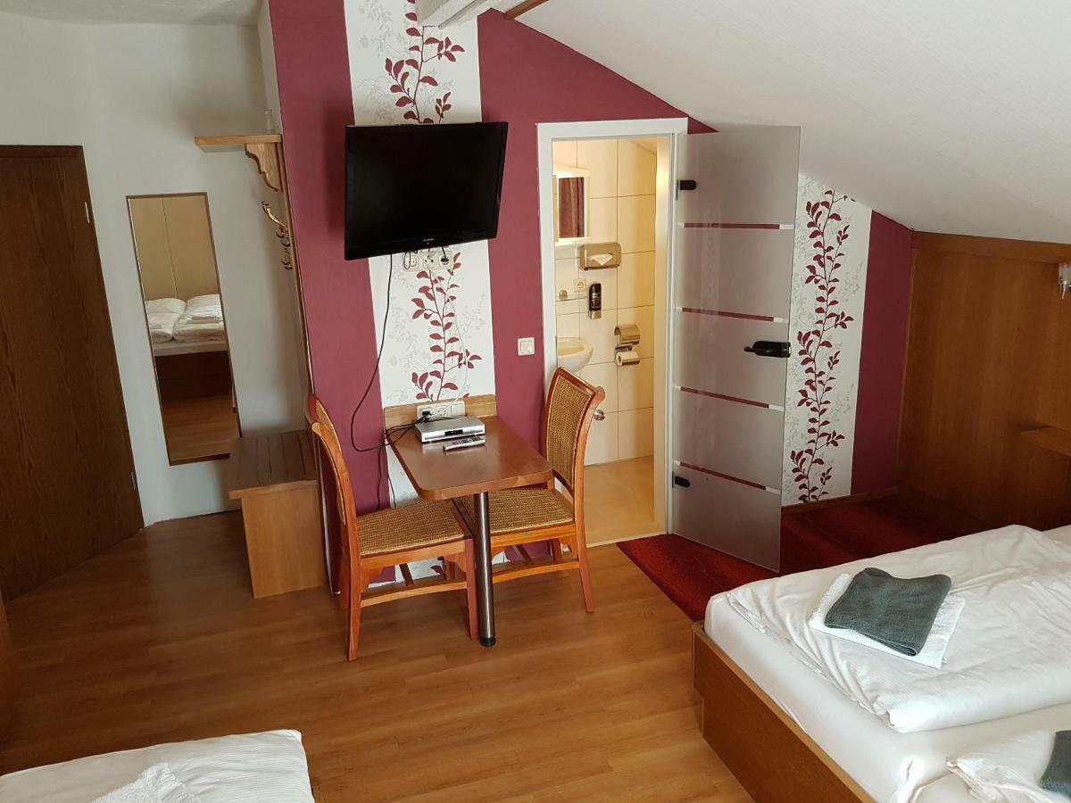 Hotel - Restaurant Sophienaue Айзенах Екстериор снимка