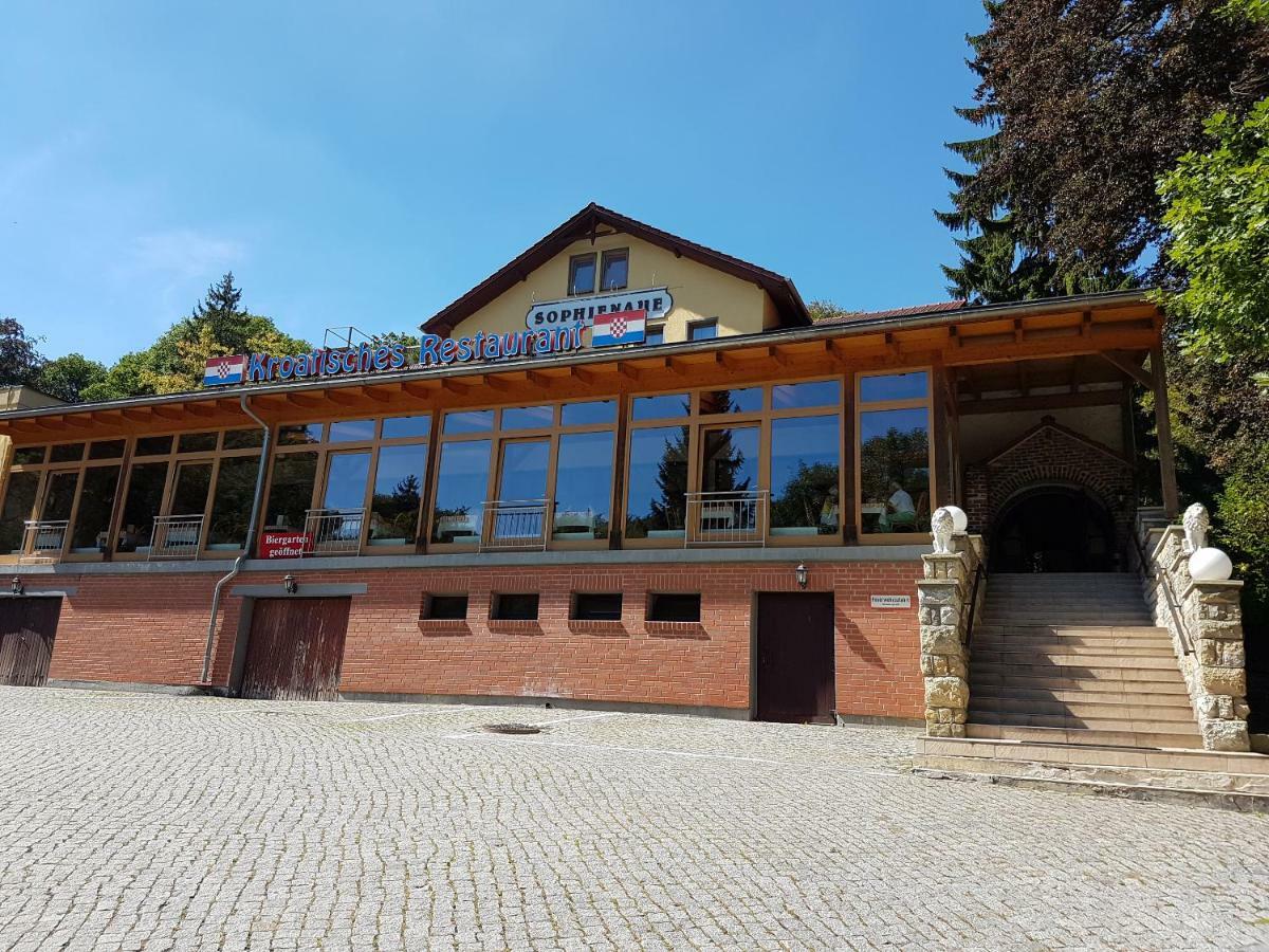 Hotel - Restaurant Sophienaue Айзенах Екстериор снимка